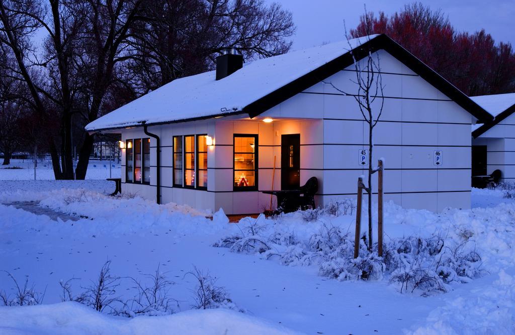 Gustavsvik Stugby & Camping Hotel Orebro Ruang foto